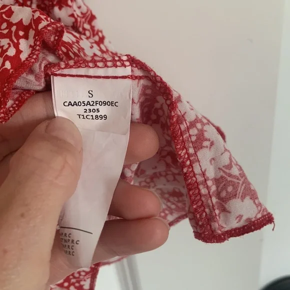 Cupshe Luciana v neck flared sleeve ditsy red a shape dress - Picture 6 of 6